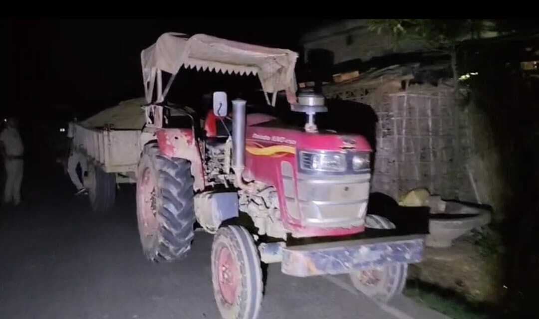 अवैध मिट्टी कटाई के मामले में पांच ट्रैक्टर जब्त, पांच लाख लगाया जुर्माना