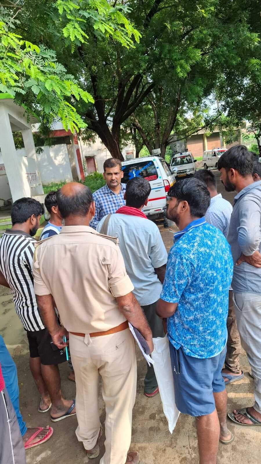 सीतामढ़ी के मजदूर की वजीरगंज में धान रोपते वक्त ठनके से मौत