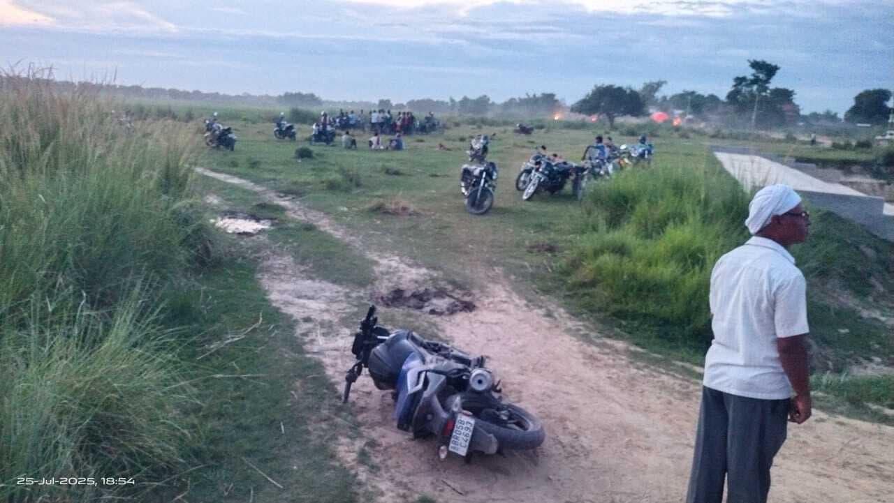 Motihari: अपराधियों ने सीएसपी संचालक से 5.35 लाख लूटे