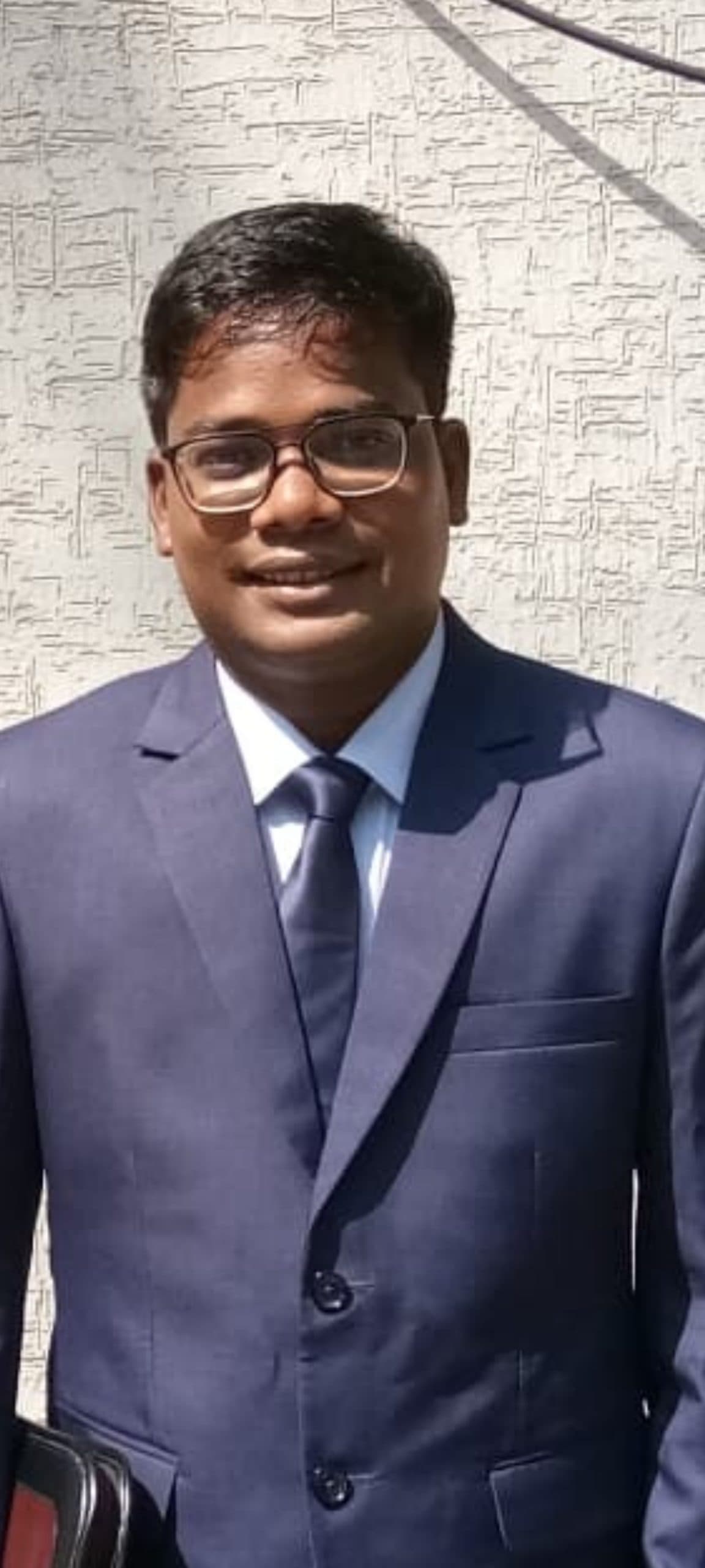 जेपीएससी में सफल होकर आदिवासी समुदाय के उमेश हांसदा ने बढ़ाया मान