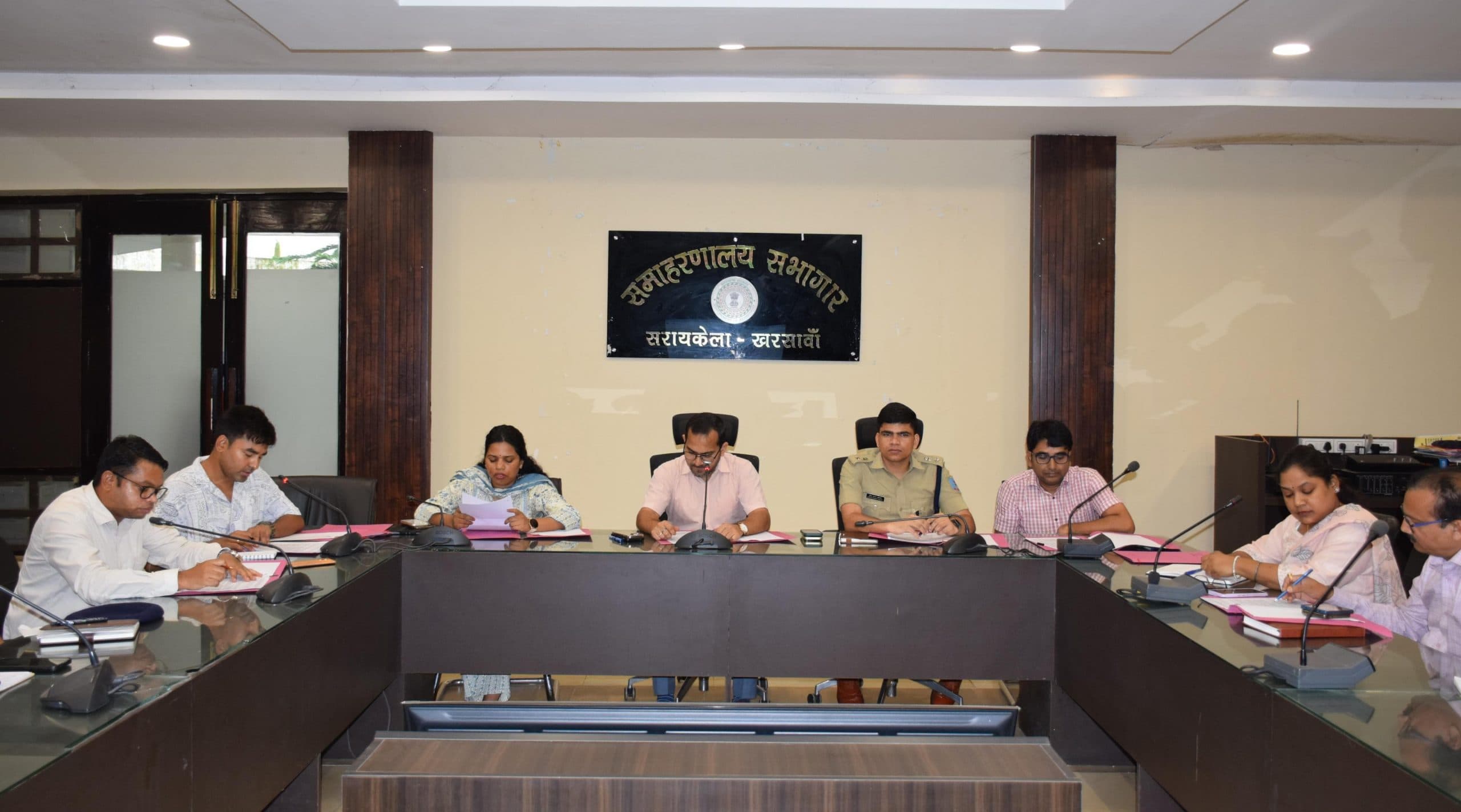 Seraikela Kharsawan News : बिरसा मुंडा स्टेडियम में मुख्य समारोह, परेड का अभ्यास 11 से 13 तक