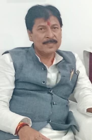 राजेश सिंह व देवेन्द्र सिंह को मिली बधाई