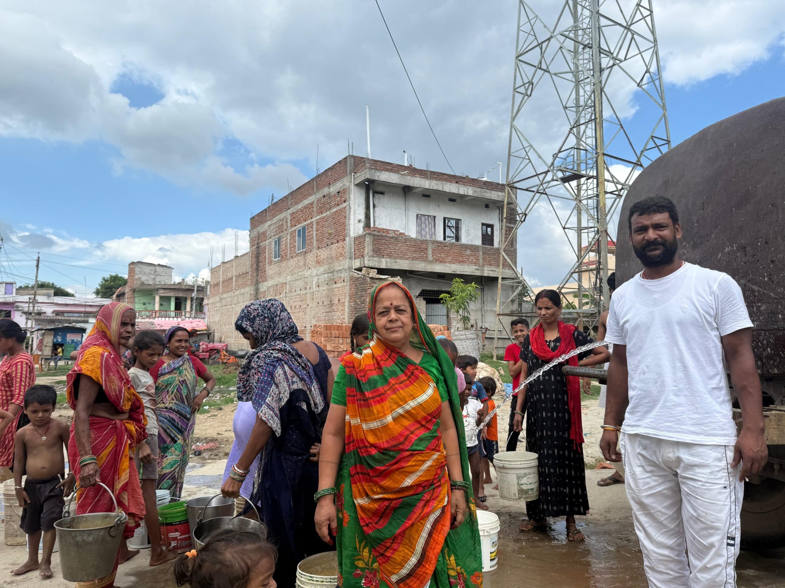 Sitamarhi : विश्वनाथपुर में बढ़ती जा रही जल संकट की समस्या