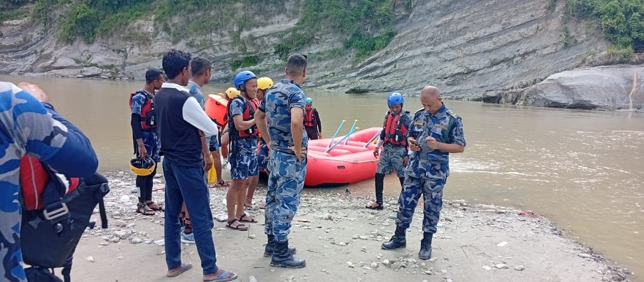 Sitamarhi : नेपाल के रौतहट में जलबोझी के दौरान सोनबरसा के दो कांवरिया डूबे, एक की मौत, दूसरा लापता