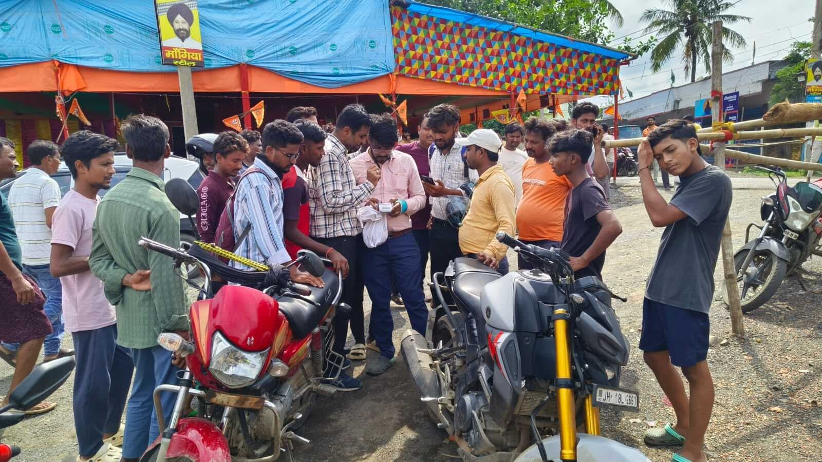 बरहरवा में सड़क सुरक्षा को लेकर चला विशेष जांच अभियान