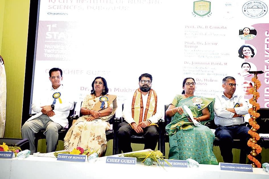 दुर्गापुर में नर्सिंग पर राज्य स्तरीय सम्मेलन का किया गया आयोजन