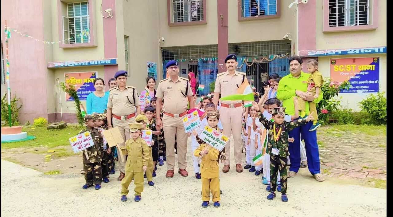 बचपन प्ले स्कूल में मनाया गया कारगिल विजय दिवस