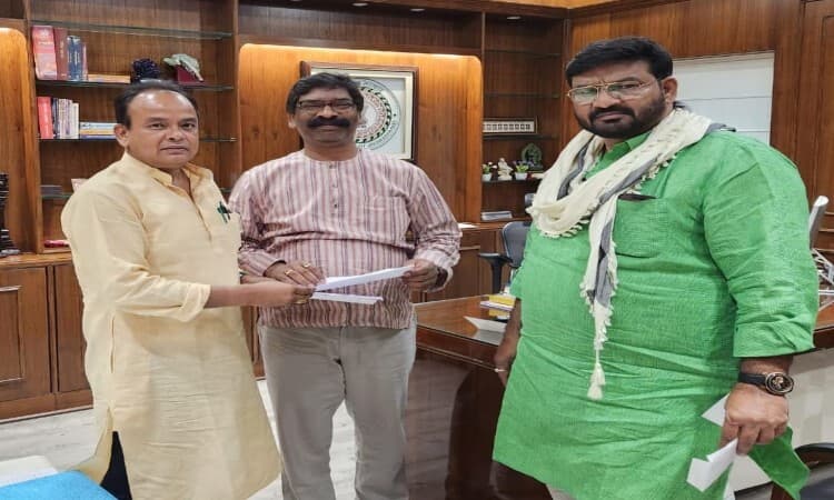 Chaibasa News : हज हाउस रांची में निःशुल्क कोचिंग सेंटर की स्थापना हो