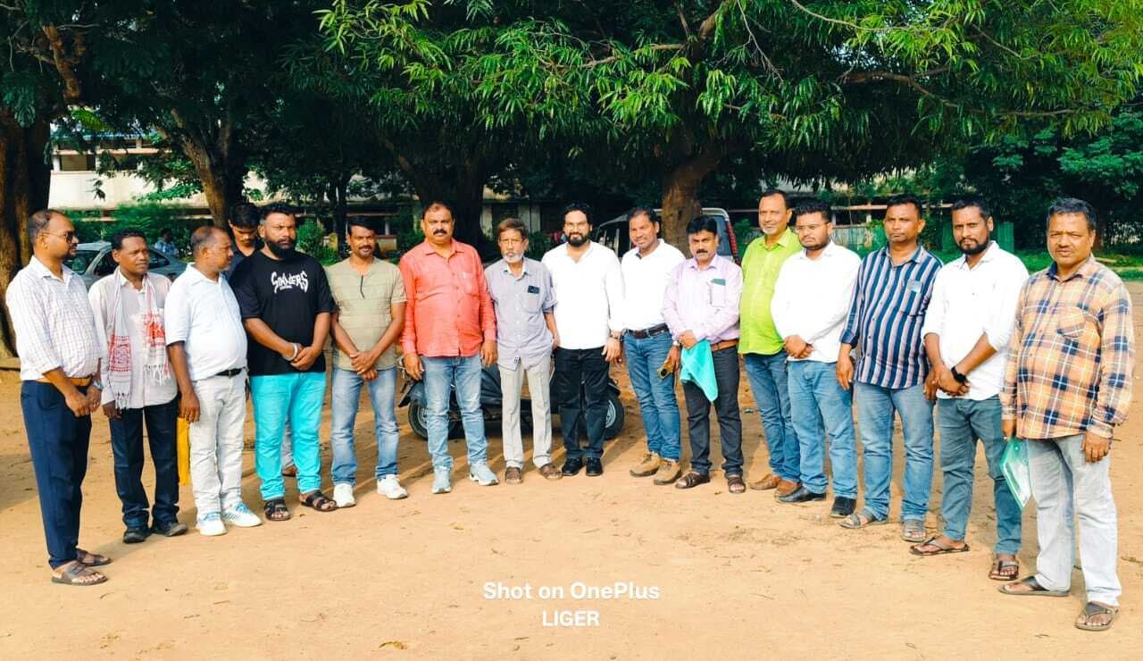 Chaibasa News : आजसू ने तीन पदाधिकारियों को किया निलंबित