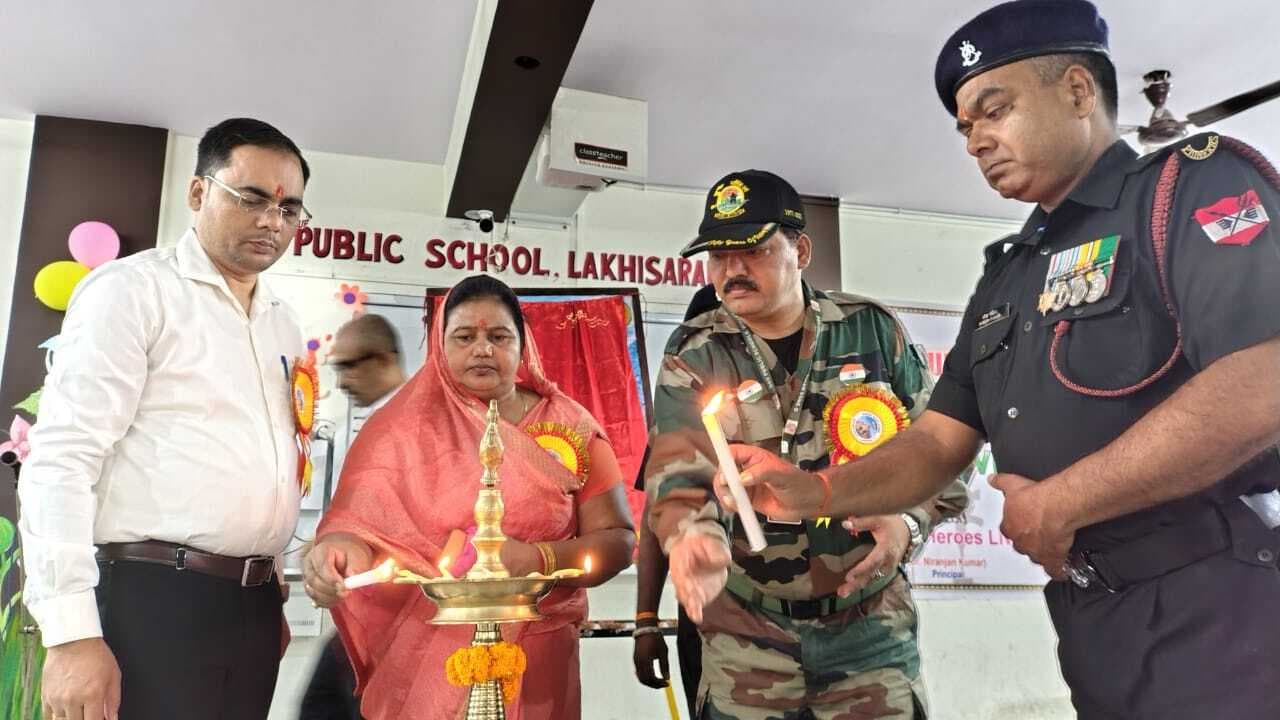 संयमित और अनुशासित जीवन रखते हुए करें पढ़ाई : एसडीएम