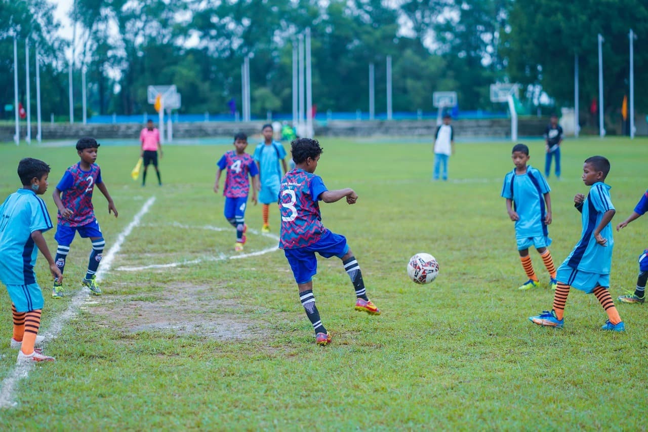 Sports : दूसरे दिन भी नन्हे सितारों का बरकरार रहा जलवा, सेमीफाइनल में पहुंचे आठ जिले