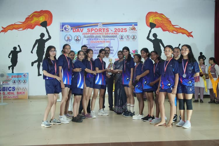 Sports : झारखंड जोन-जी के खिलाड़ियों का बेहतरीन प्रदर्शन, हेहल बना चैंपियन