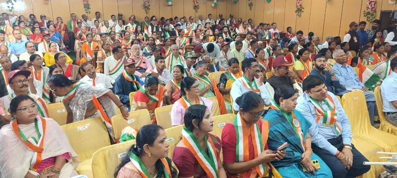 Ranchi News : ये देश है वीर जवानों का अलबेलों का मस्तानों का...