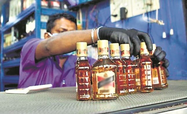 Liquor sales news : अब रात 11:00 बजे तक खुलेंगी शराब दुकानें