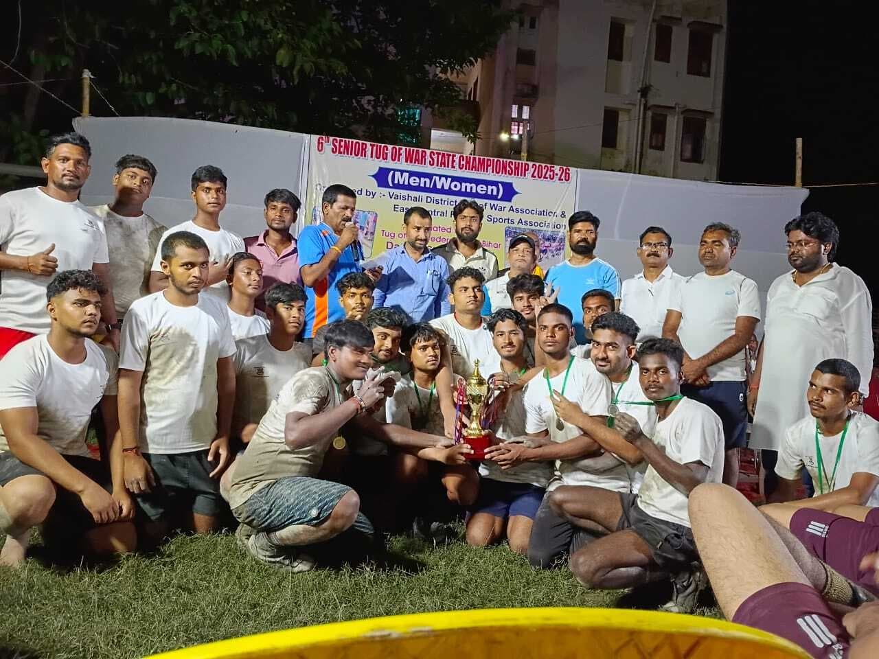 टग ऑफ वार चैंपियनशिप में रोहतास के खिलाड़ियों का शानदार प्रदर्शन