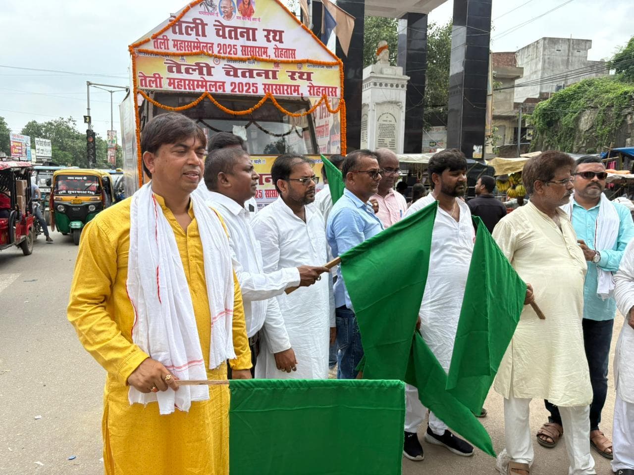 सम्मेलन की सफलता के लिए तैली चेतना रथ रवाना