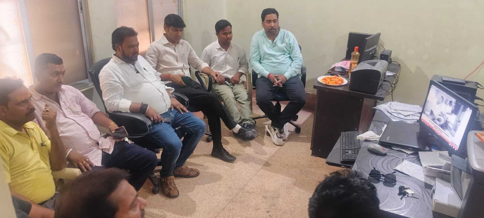 प्रधानमंत्री के विचारों पर कार्यकर्ताओं ने की चर्चा, जन-जन तक पहुंचाने का संकल्प