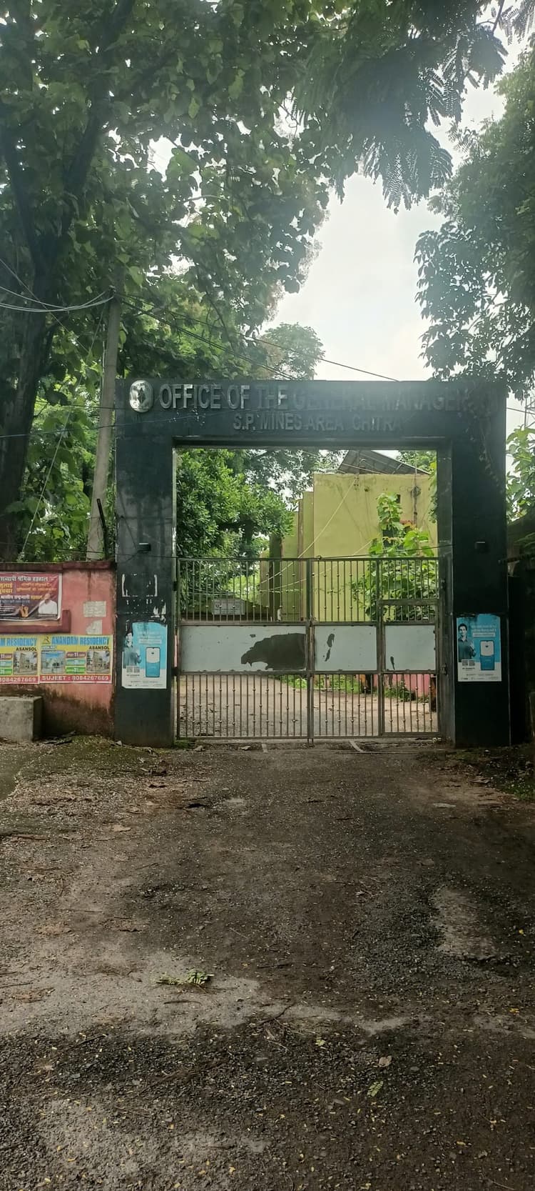 संडे ड्यूटी बंद करने से आक्रोशित हुए कोयला मजदूर