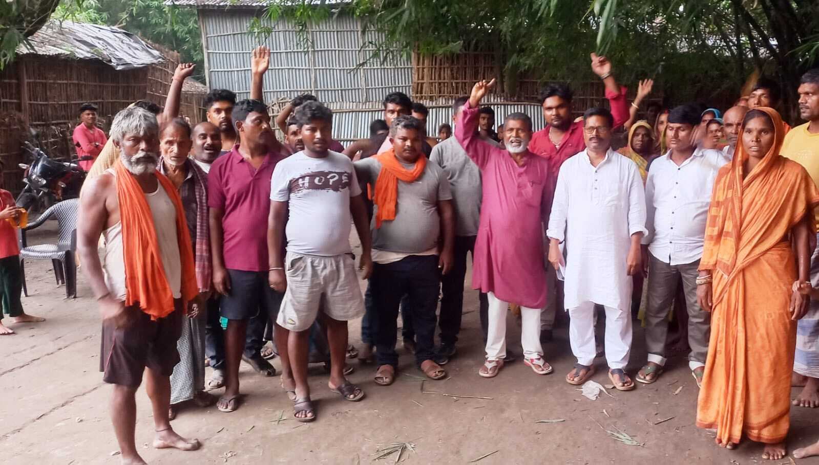 बौलिया बालू टोला में सड़क निर्माण की मांग की