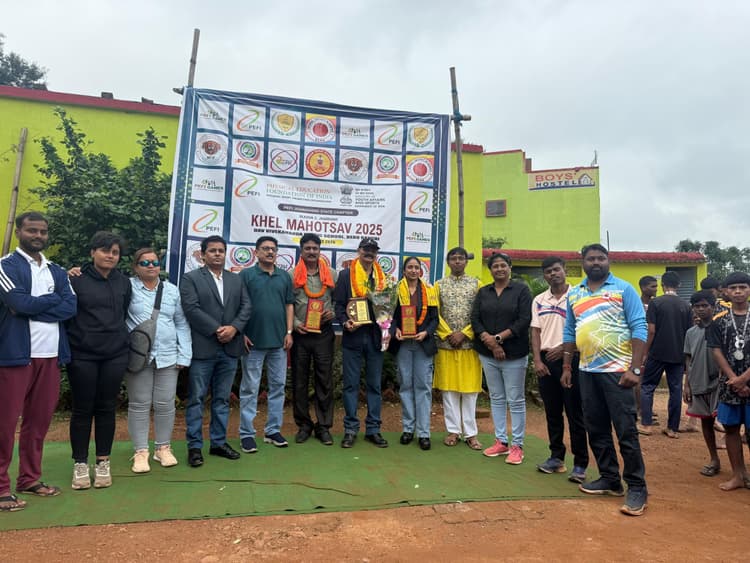 ओवरऑल चैंपियनशिप बना डीएवी विवेकानंद पब्लिक स्कूल