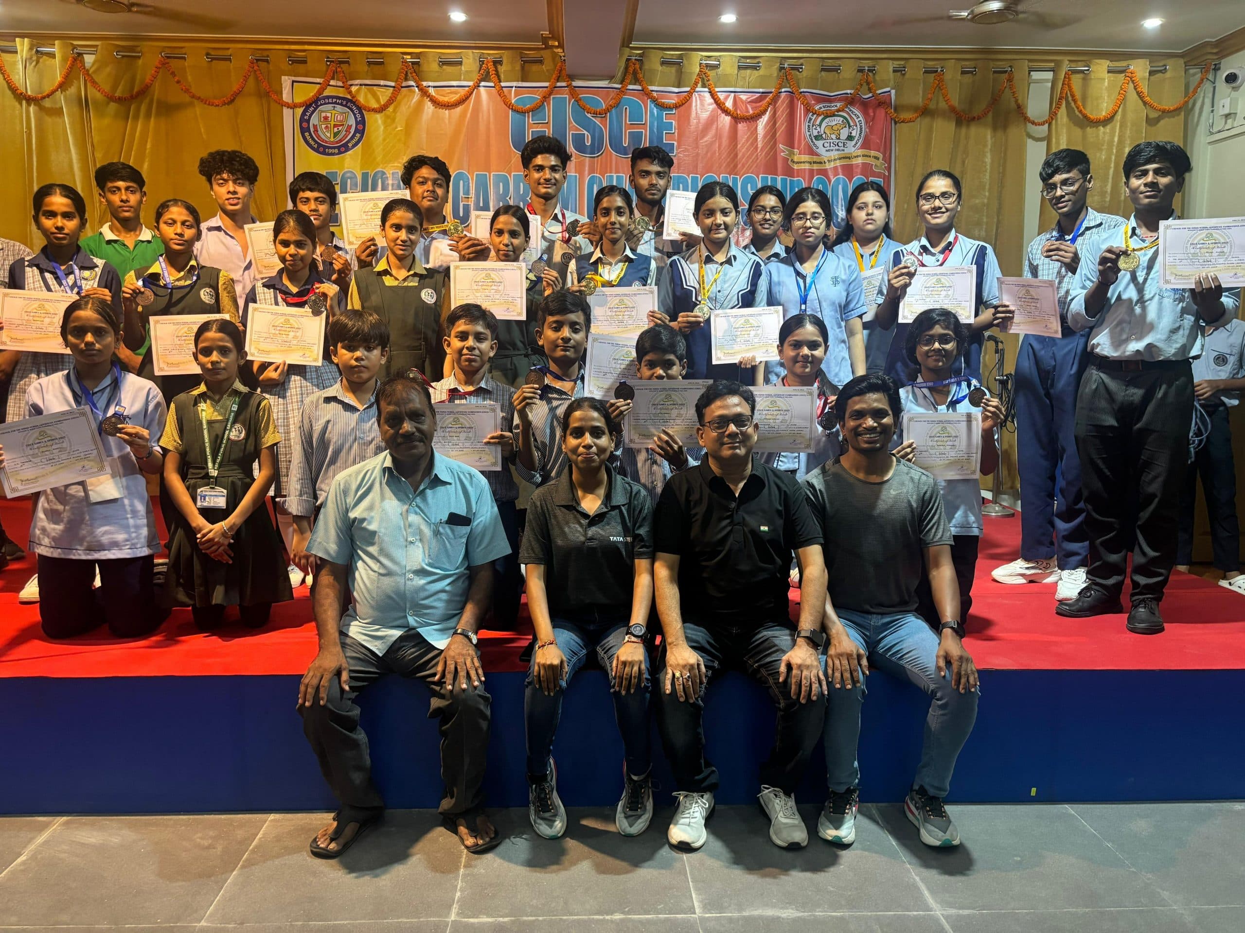 Cisce regional carrom tournament: सीआइएससीइ क्षेत्रीय कैरम प्रतियोगिता में जमशेदपुर जोन का शानदार प्रदर्शन