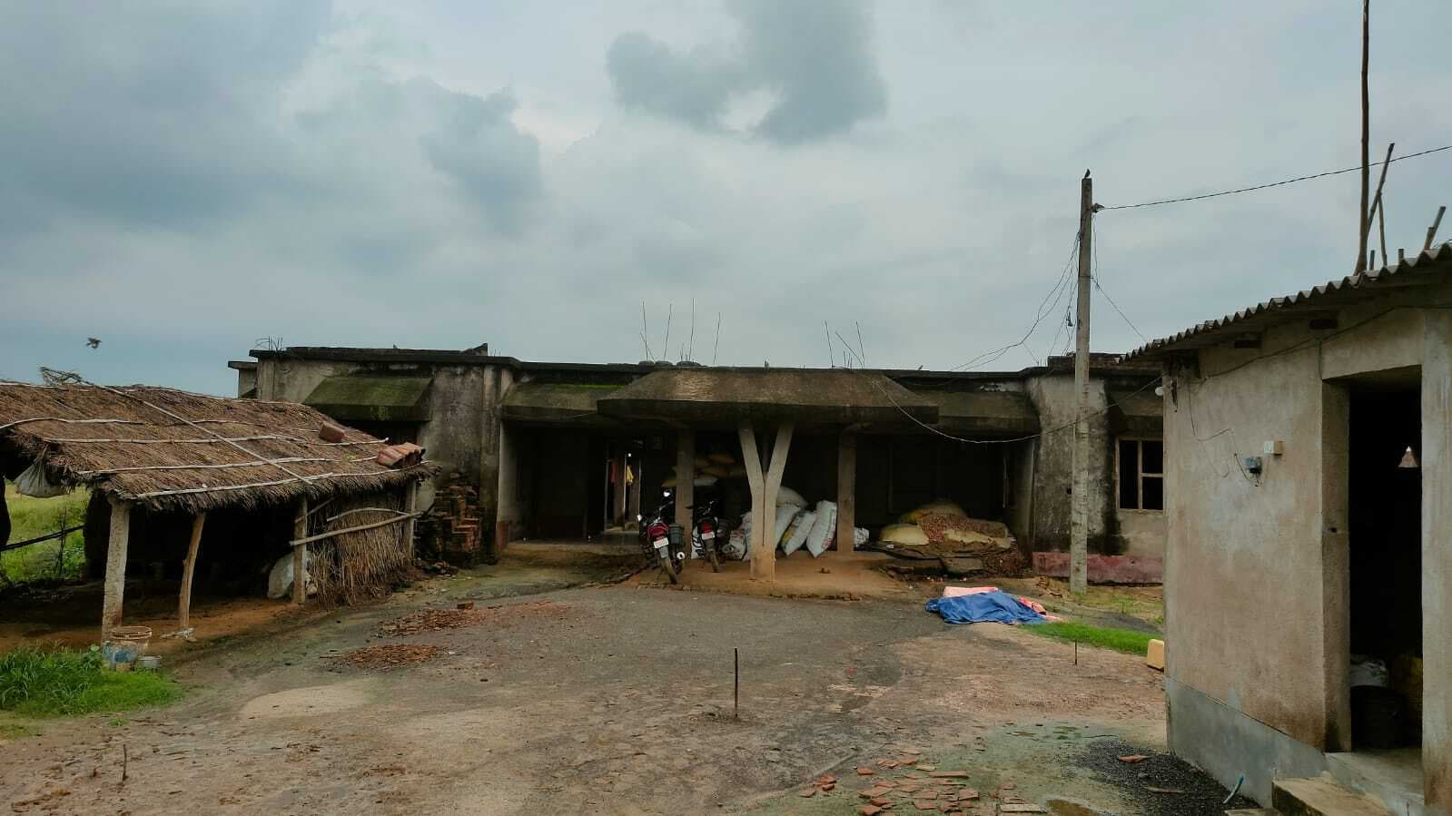 Bhagalpur news पुलिस की कार्रवाई से गांव में सन्नाटा, लकड़ाकोल गांव पहुंचे भागलपुर एसएसपी