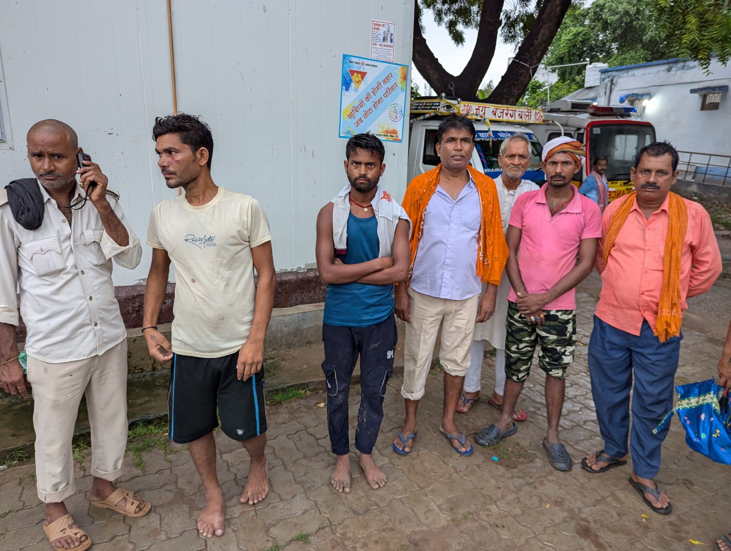 करेंट की चपेट में आने से दर्जी की मौत, शव को कुएं में फेंका