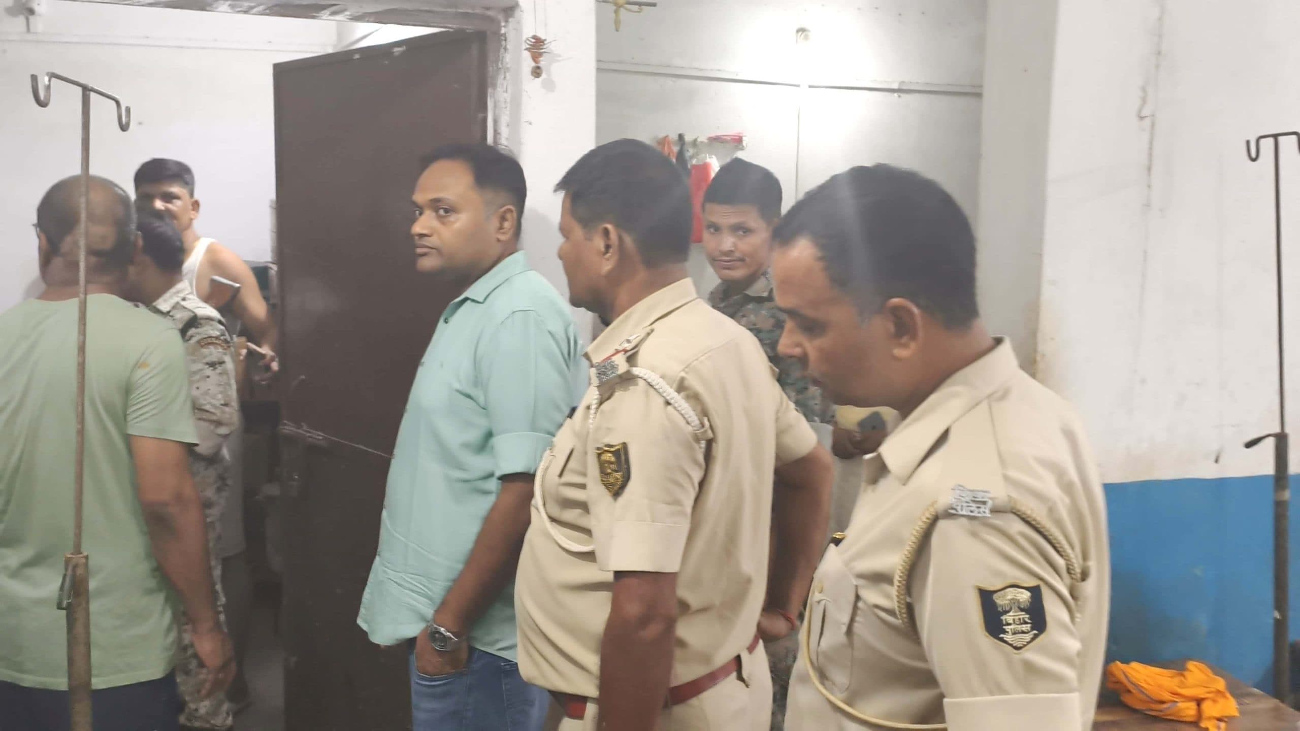 सील होने के बावजूद अवैध क्लिनिक में हुआ ऑपरेशन, अधिकारी फेंक रहे एक-दूसरे पर