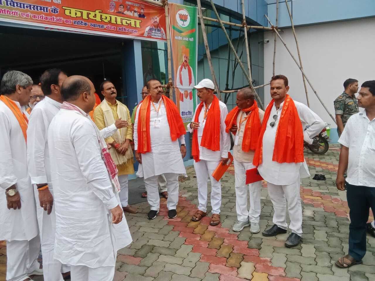 भाजपा कार्यशाला में चुनाव तैयारी पर हुई चर्चा