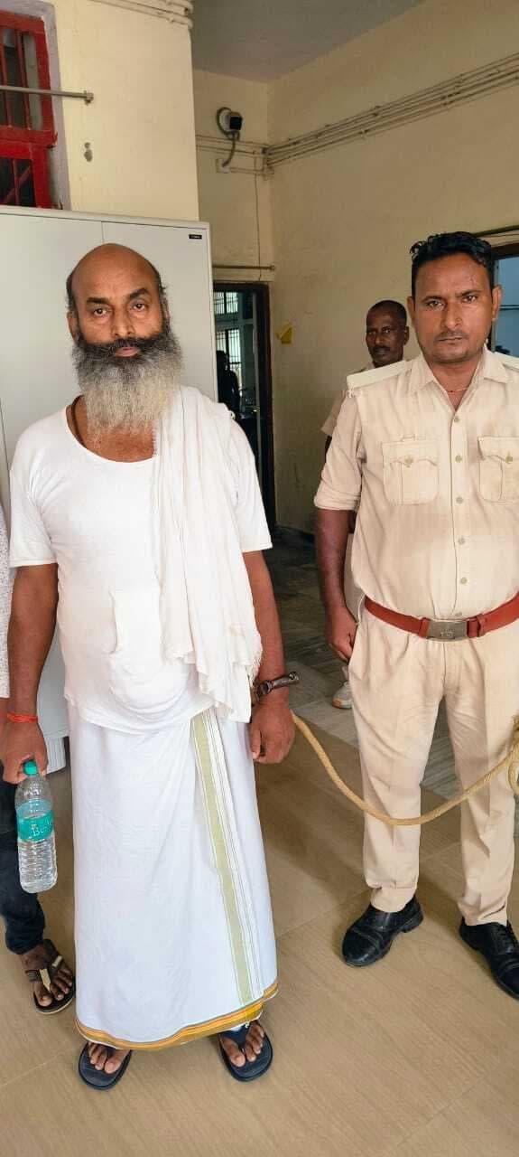 मारपीट के मामले में पुरुषोत्तमपुर से आरोपित गिरफ्तार