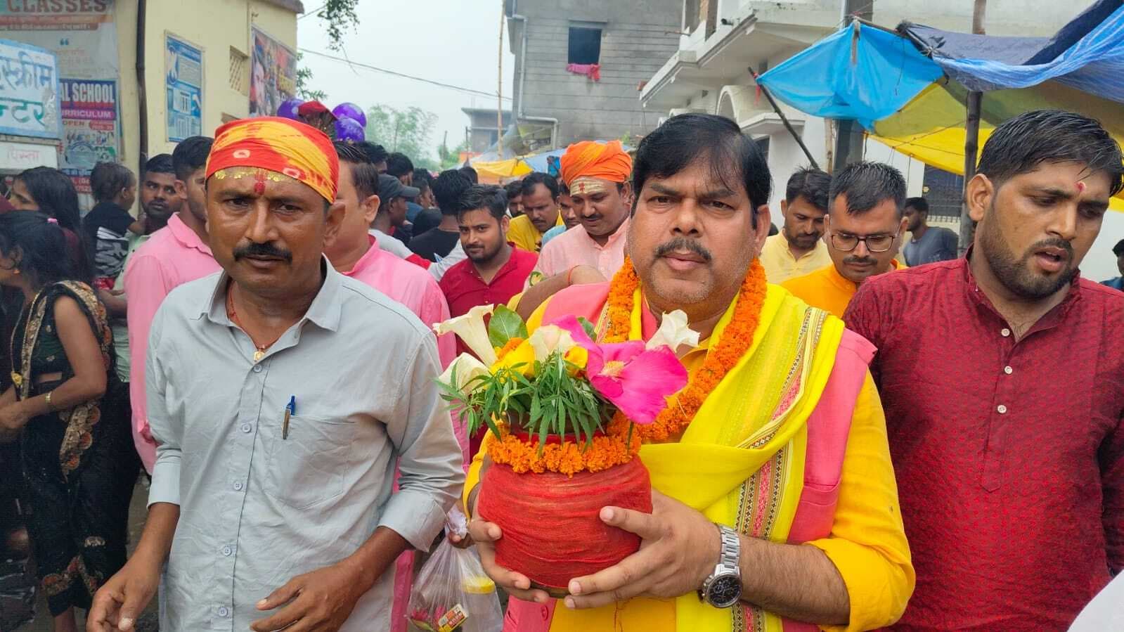 पूर्व विधायक सिंहासनी महोत्सव कराने के लिए करेंगे पहल