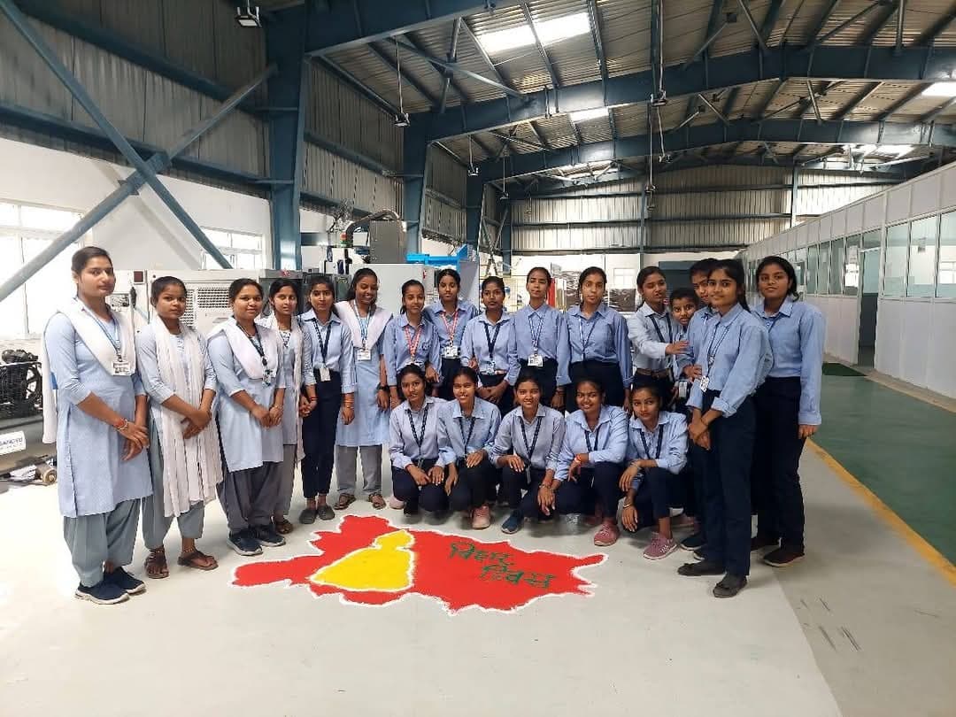 महिला आइटीआइ की 13 छात्राओं का सीआइटीएस में चयन