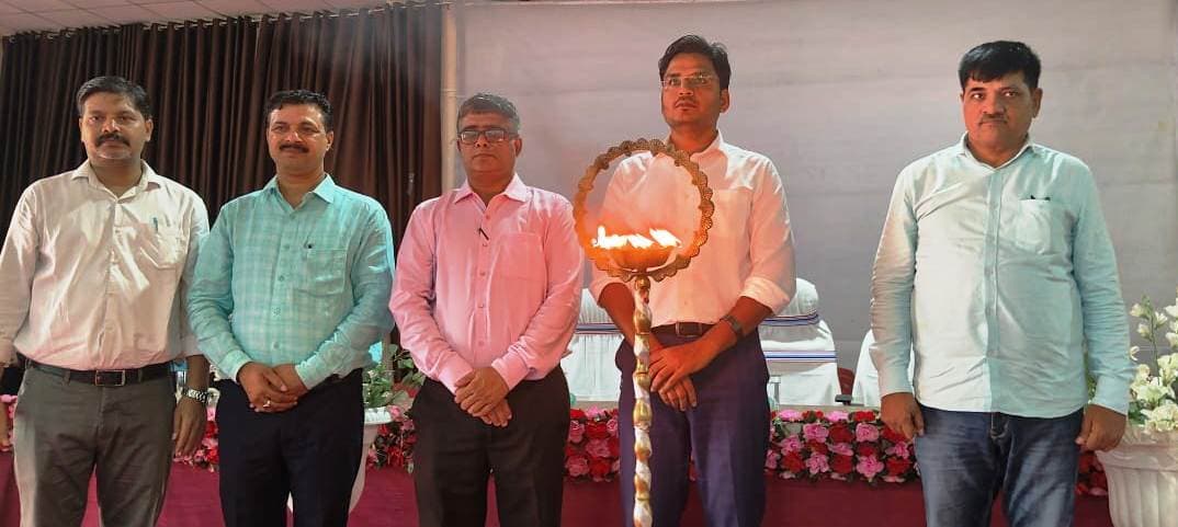 जीविका समूह से ऋण लेकर रोजगार बढ़ा रही महिलाएं