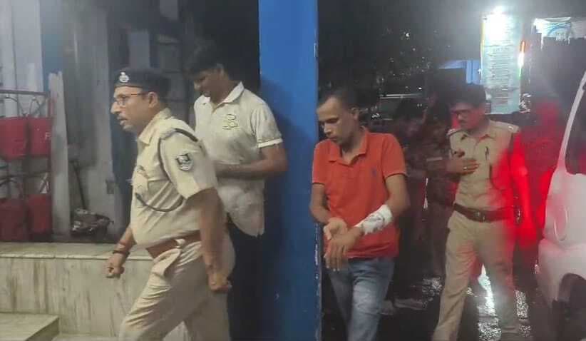 Samastipur News:बाइक सवार बदमाशों ने व्यवसायी को गोली मारकर किया जख्मी, इलाजरत