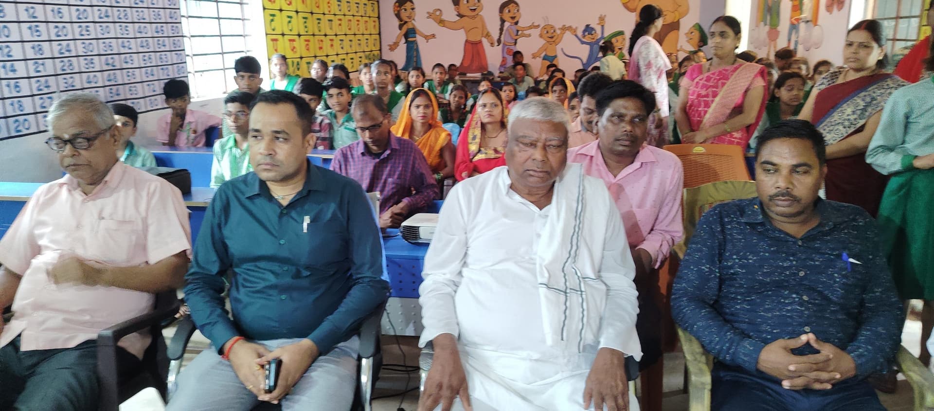 Dhanbad News : विवेकानंद सेवाश्रम मवि टुंडी का चयन सर्वोत्कृष्ट पीएमश्री स्कूल के रूप में