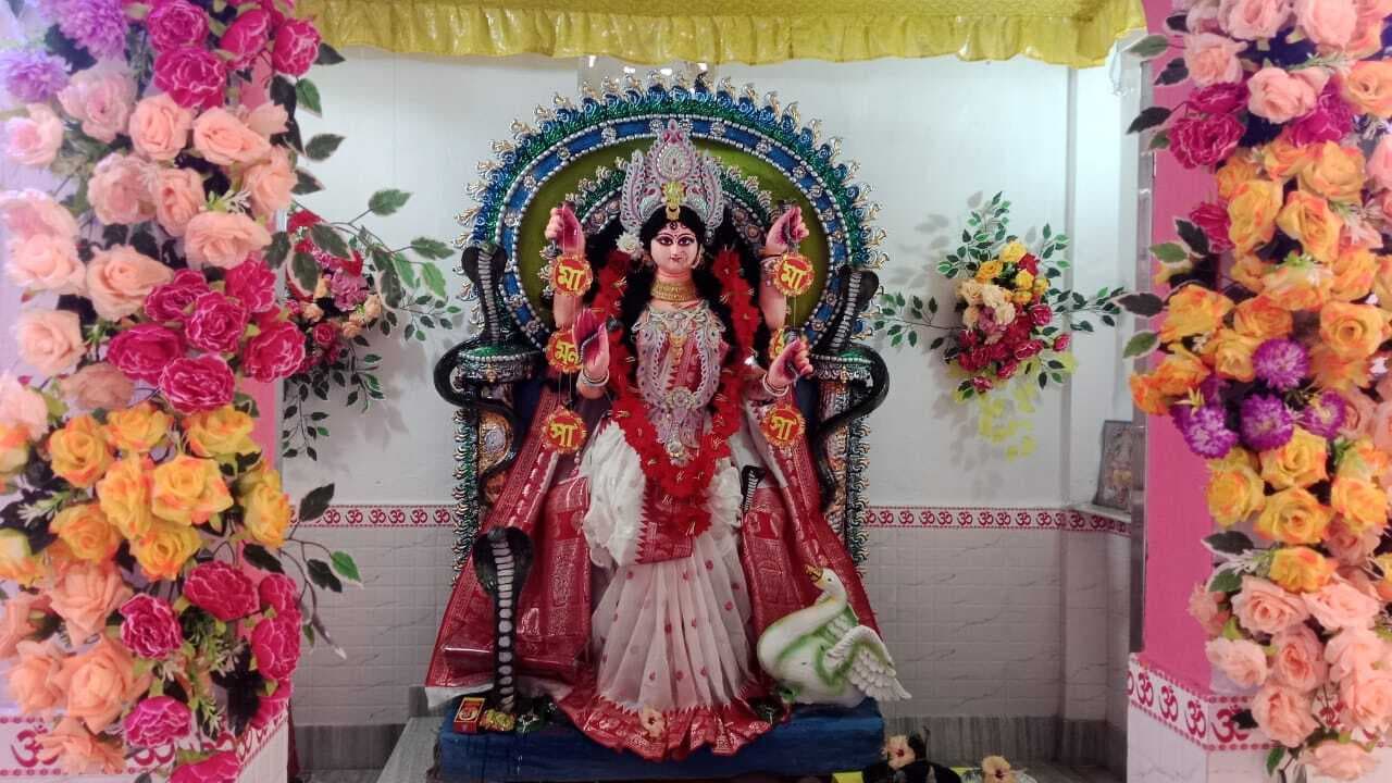 नेपालगढ़ कॉलोनी व विभिन्न मंदिरों नाग पंचमी पर विशेष पूजा