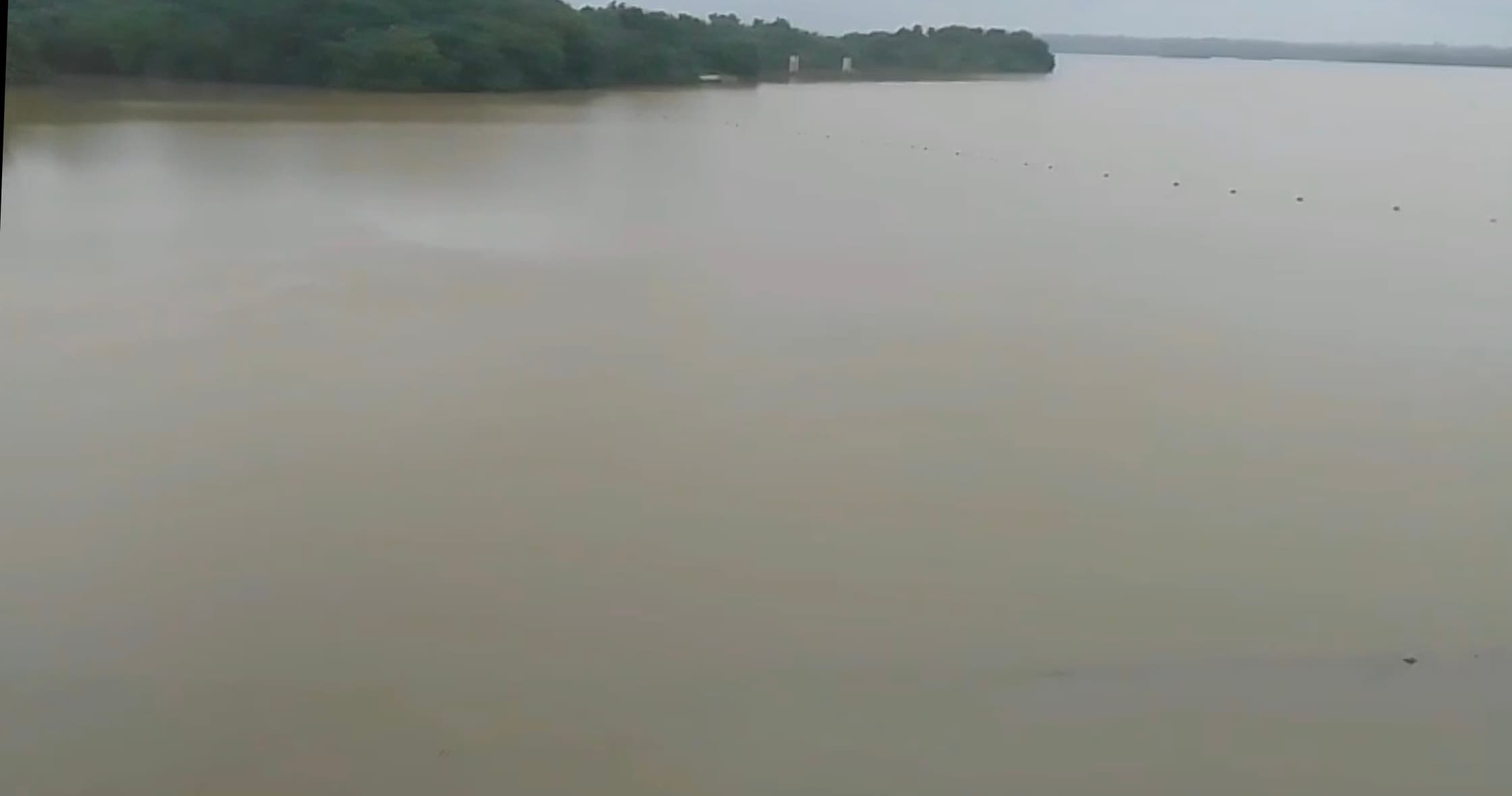 चांदन डैम से ढाई फीट पानी हो रहा है स्पील, 5 फीट के बाद निचले इलाकों को खतरा