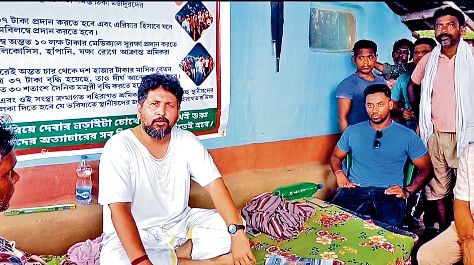 12 दिनों से अनशनरत आंदोलनकारी की हालत खराब