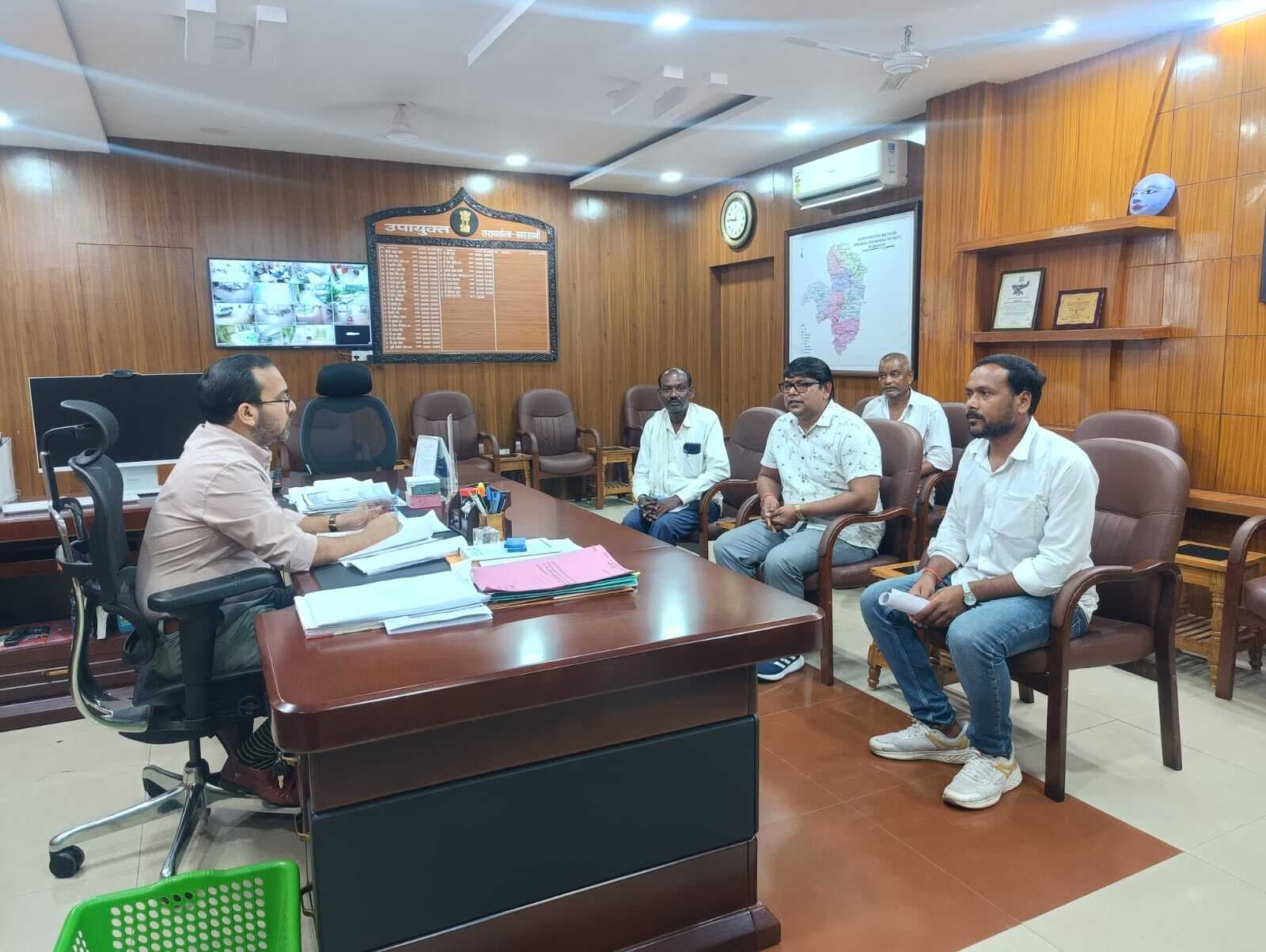 Seraikela Kharsawan News : पाइपलाइन क्षतिग्रस्त होने से जलापूर्ति बाधित