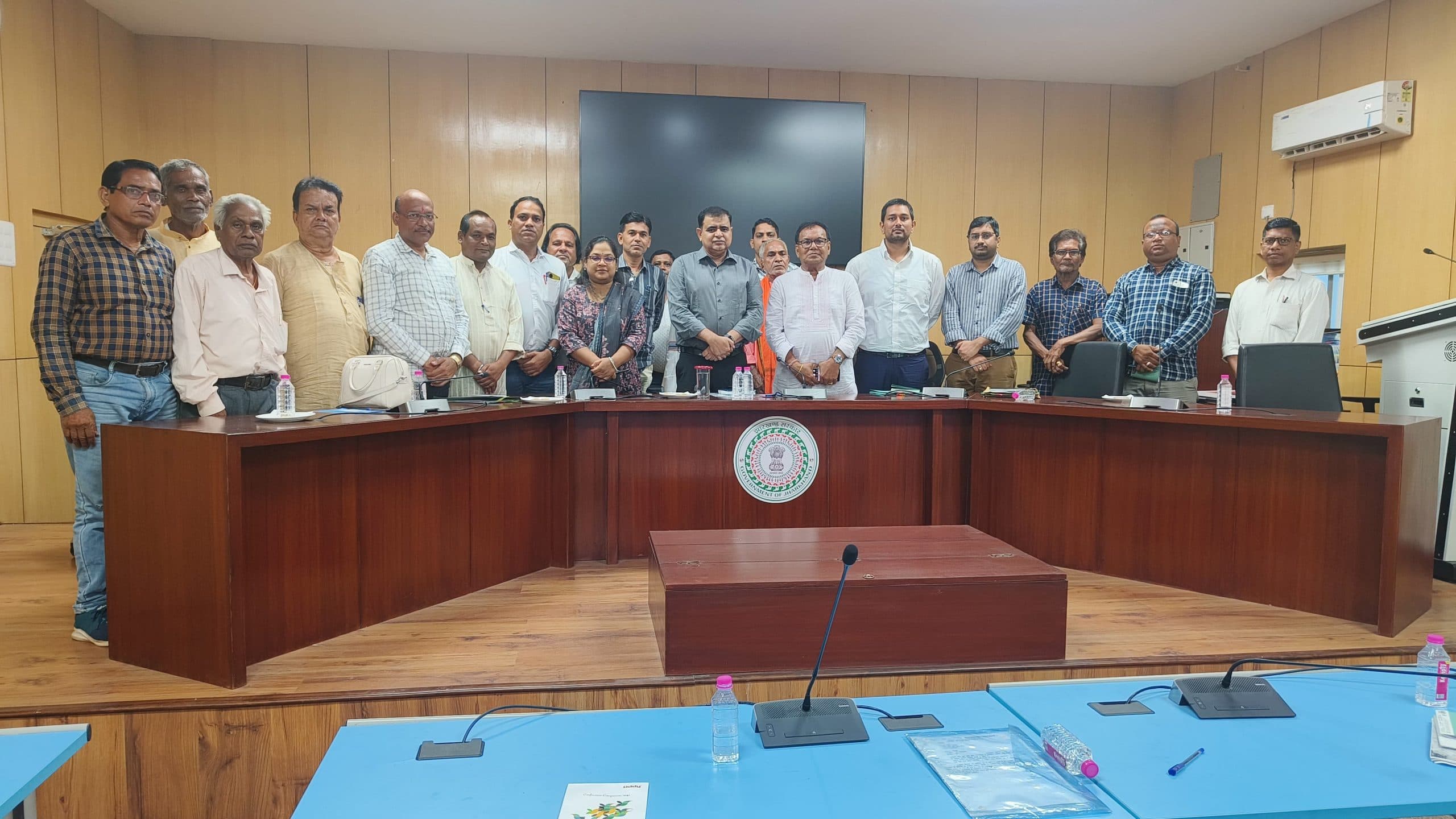 Seraikela Kharsawan News : कला केंद्र के जर्जर भवन को ध्वस्त कर बनेगा बहुउद्देशीय भवन