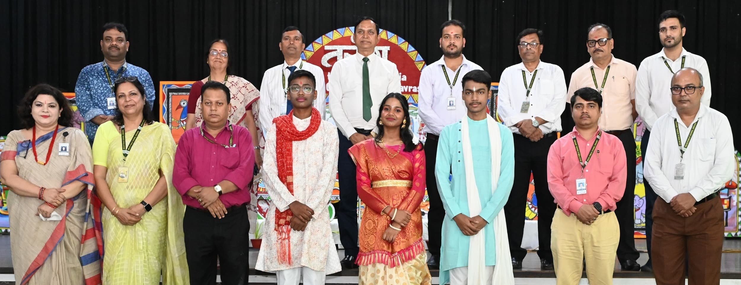 Bokaro News : अंतर सदन समूह गान में प्रस्तुति से बाल कलाकारों ने किया मंत्रमुग्ध