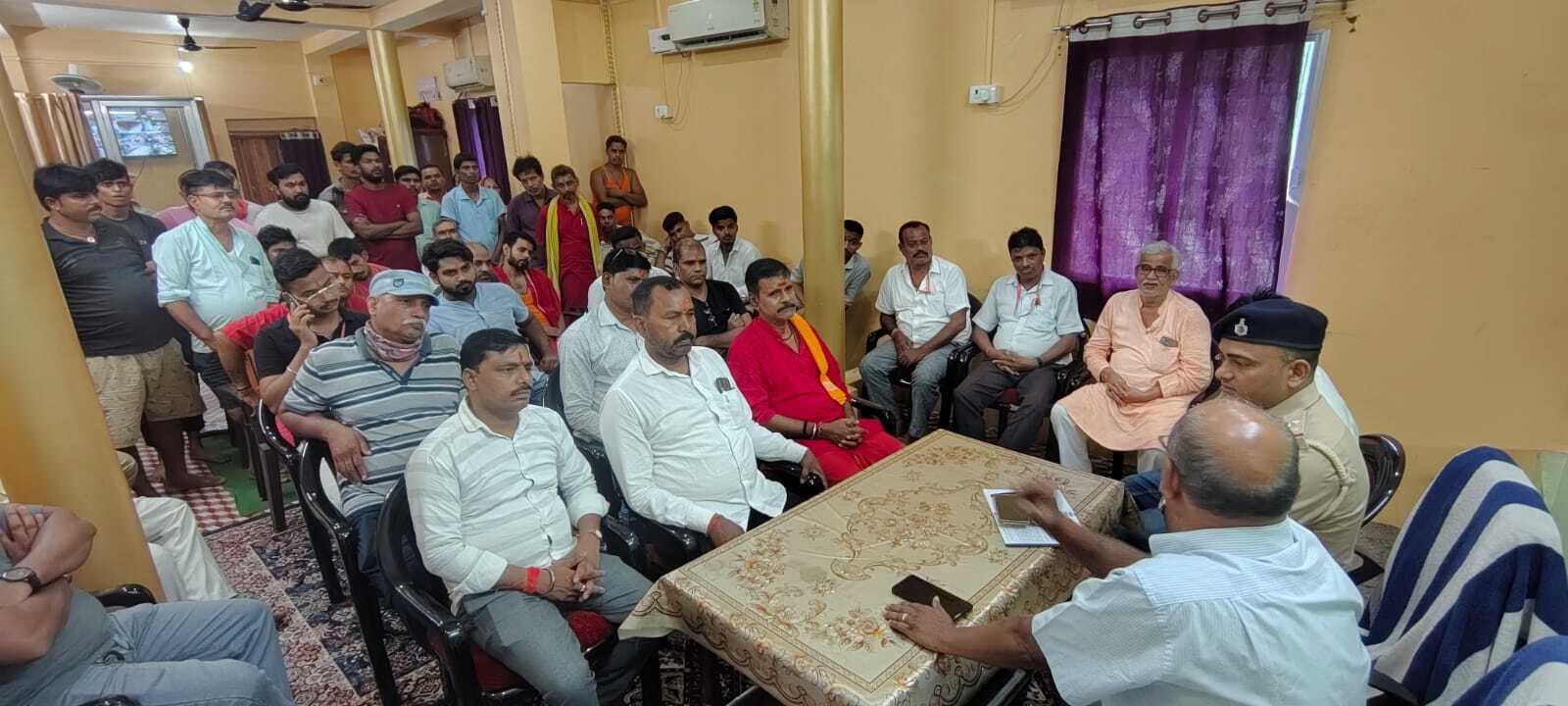 दुकानों के सामने वाहनों की पार्किंग होने पर होगी दुकानदारों के विरुद्ध  कार्रवाई : थानाध्यक्ष