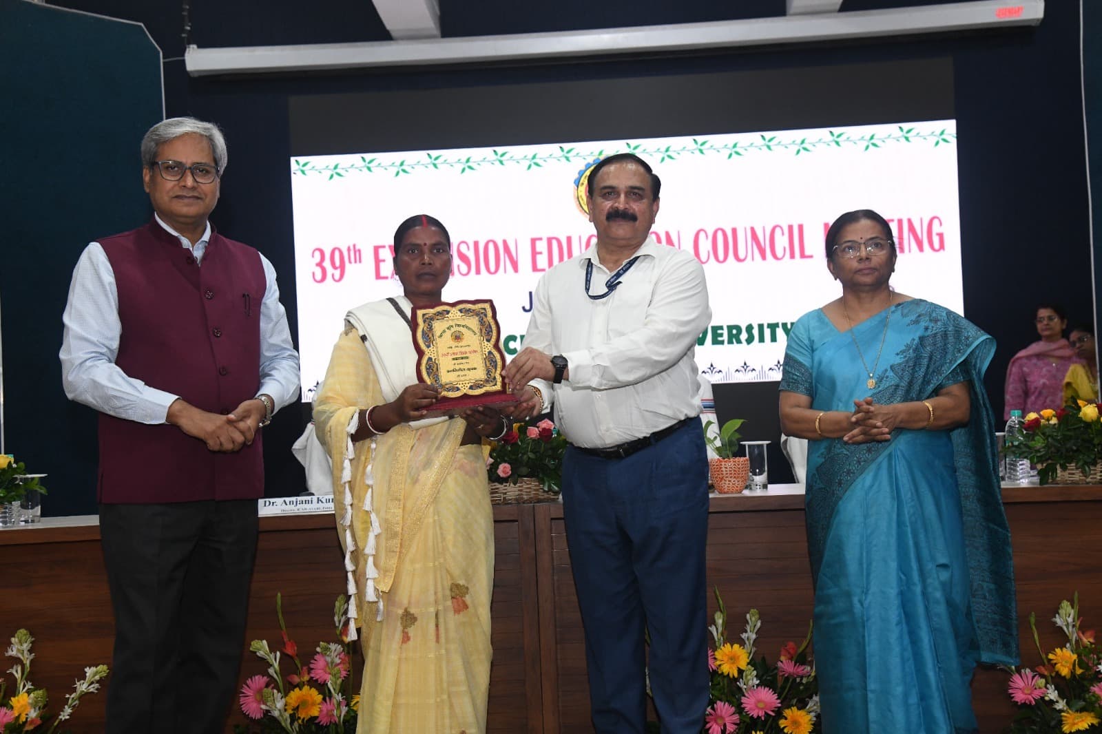 Ranchi news : राज्य के कृषि और किसानों के विकास में केवीके की महत्वपूर्ण भूमिका : कुलपति