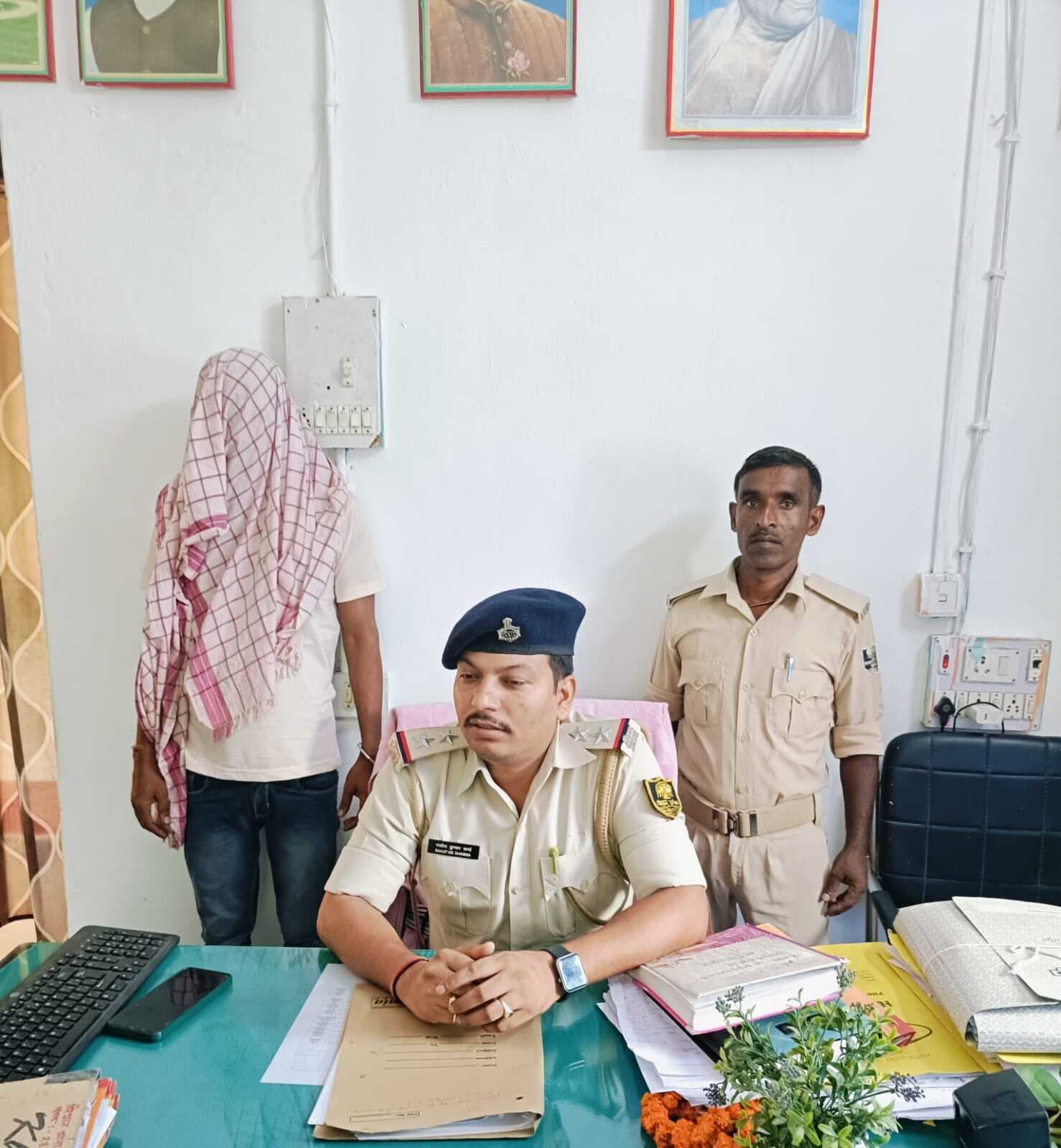 Samastipur News:बिथान में उधारी को लेकर  युवक पर तलवार से हमला, आरोपी गिरफ्तार