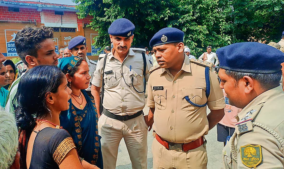 Gopalganj News  : भोरे में 17 कट्ठा जमीन के लिए गोली मारकर की गयी थी हत्या, कांड दर्ज, जांच में जुटी पुलिस