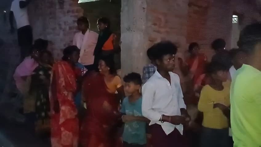 युवक का शव घर पहुंचते ही परिजनों में मचा कोहराम