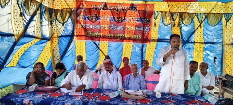 पांच वर्षों में भी नवादा पुल नहीं बना, लोगों को हो रही परेशानी