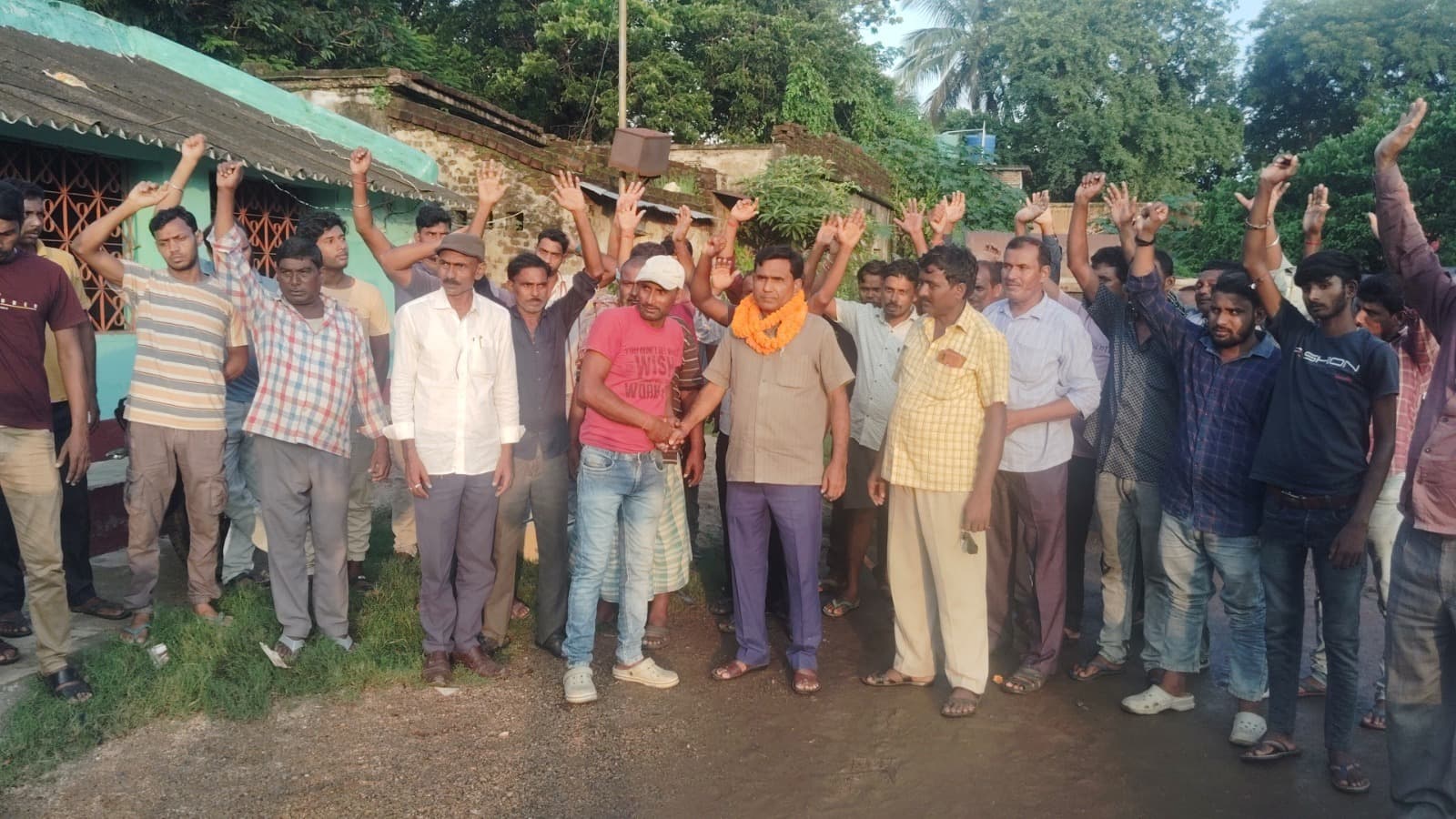 21 वें दिन चितरा से जामताड़ा रेलवे साइडिंग कोयला ढुलाई शुरू