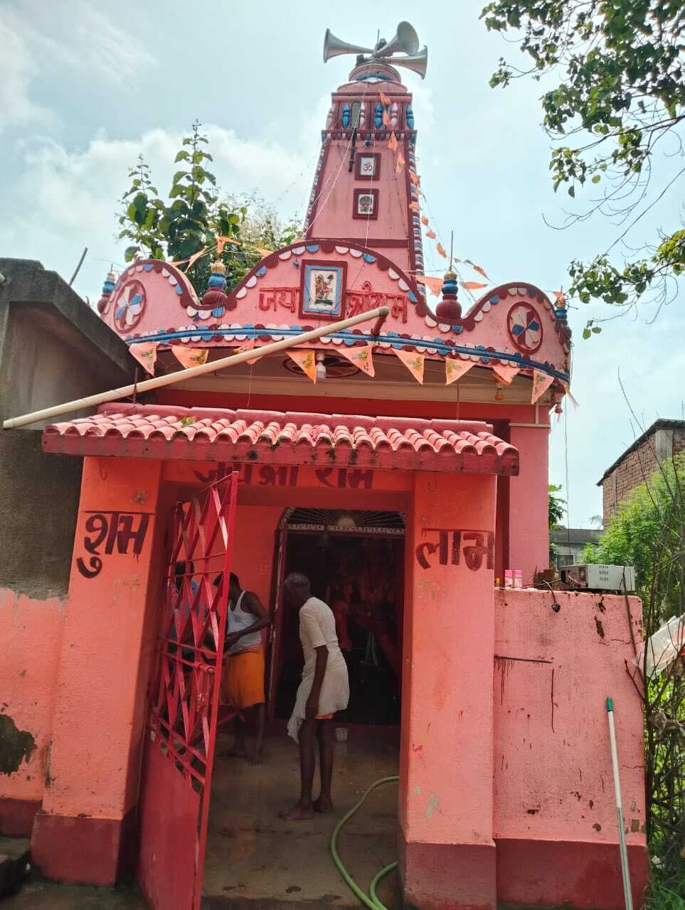 Giridih News :मंदिर का ताला तोड़ 50 हजार रु मूल्य के सामान की चोरी