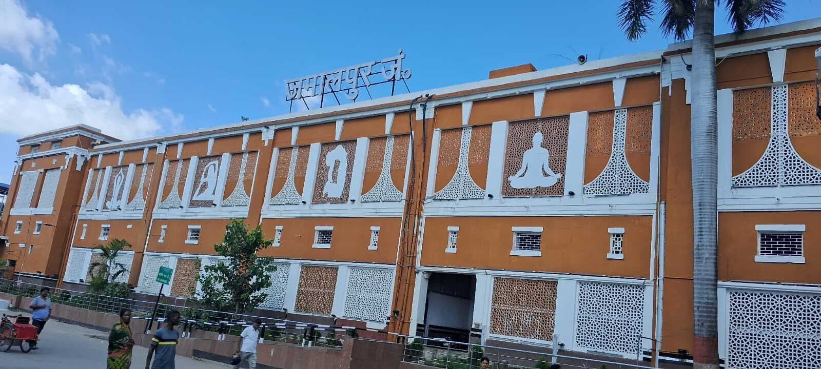 अमृत भारत स्टेशन के दूसरे चरण में फुट ओवर ब्रिज से होगी ईस्ट कॉलोनी की कनेक्टिविटी